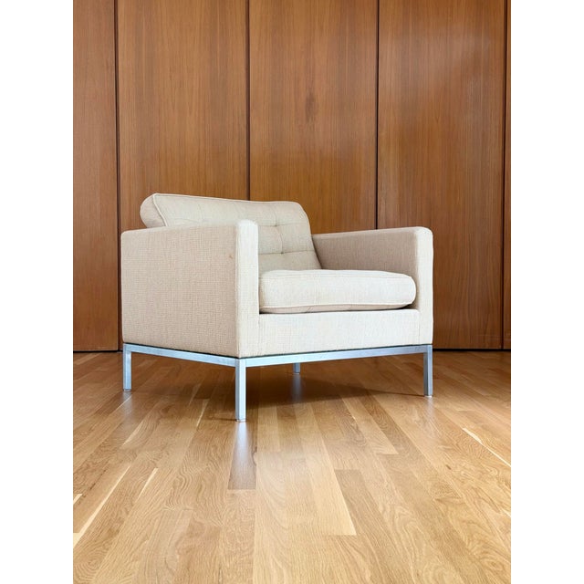 Mid-Century Modern Vintage Florence Knoll Relaxed Lounge Chair Neutral Ivory For Sale - Image 3 of 12