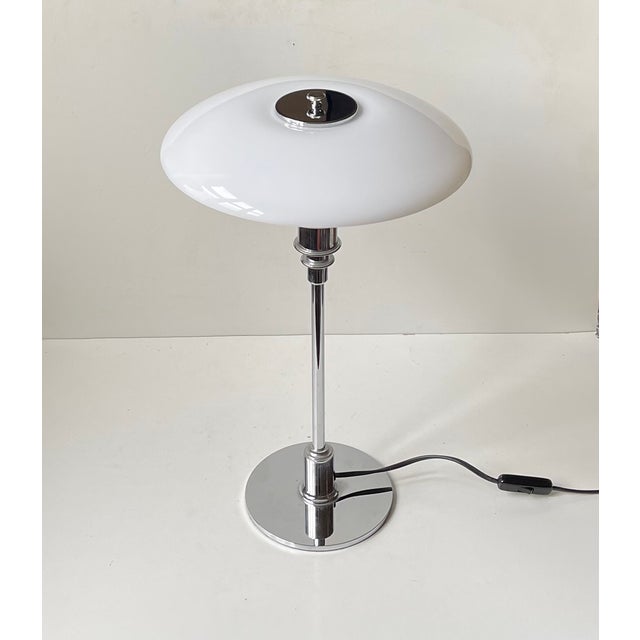 1990s Vintage PH 3/2 Table Lamp in Chrome and Opaline Glass by Poul Henningsen for Louis Poulsen, 1990s For Sale - Image 5 of 9