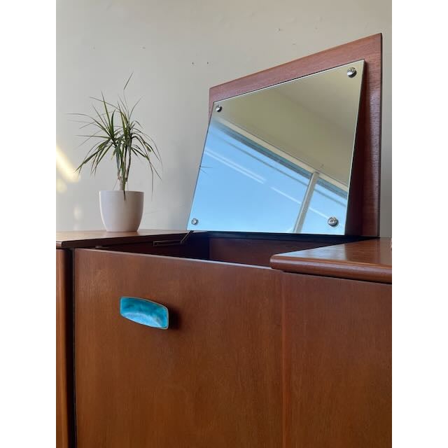 Vintage Mt. Airy Dresser by Ray Sobota, Attributed For Sale - Image 11 of 16