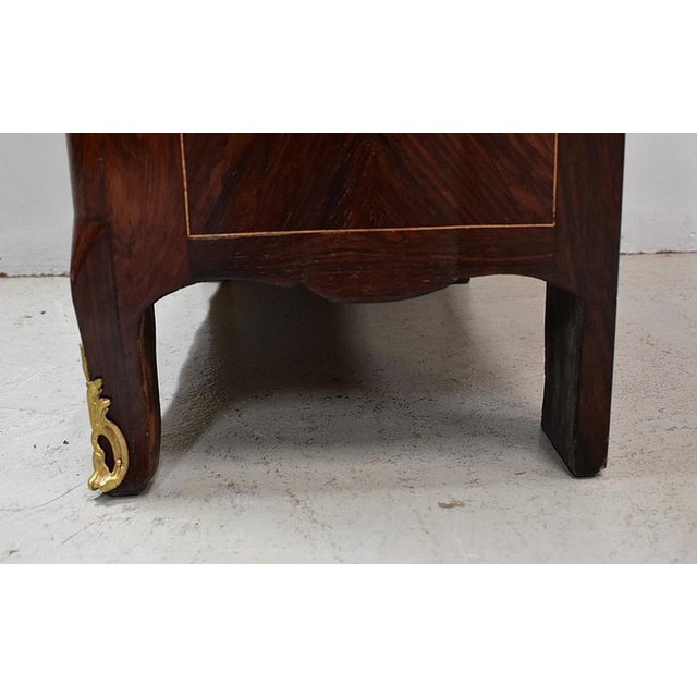 Small Louis XV / Louis XVI 2nd Part 19th Century Showcase Transition Cabinet For Sale - Image 16 of 18