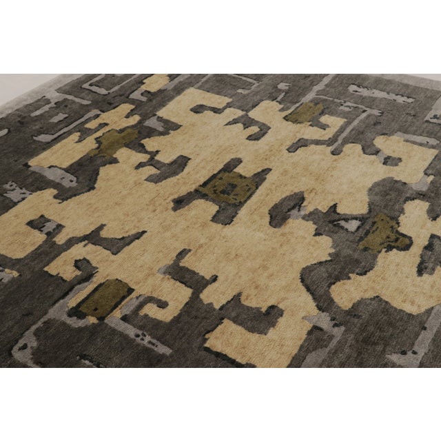 Late 20th Century Contemporary Art Deco Style Geometric Gray & Beige Wool Rug by Rug & Kilim For Sale - Image 5 of 10