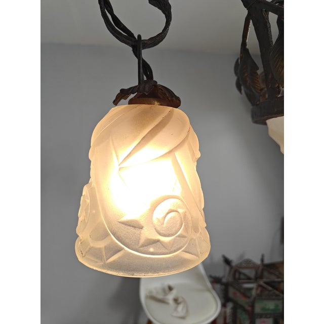 Glass French Art Deco Chandelier from Verrerie Dart Degué, 1920s For Sale - Image 7 of 10