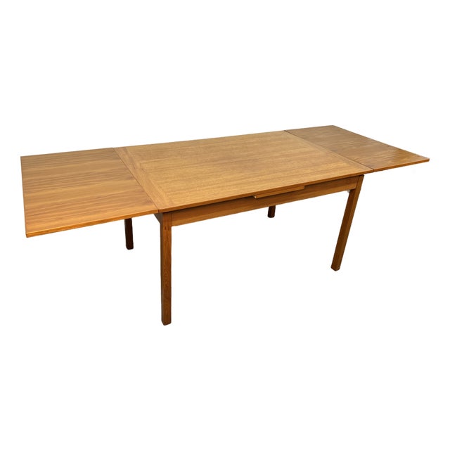 Mid-Century Modern Danish Teak Draw Leaf Dining Table For Sale