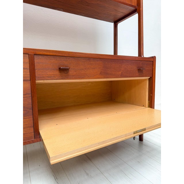 Vintage Danish RY20 Sideboard in Teak by Hans J. Wegner for Ry Møbler, 1950s For Sale - Image 13 of 18