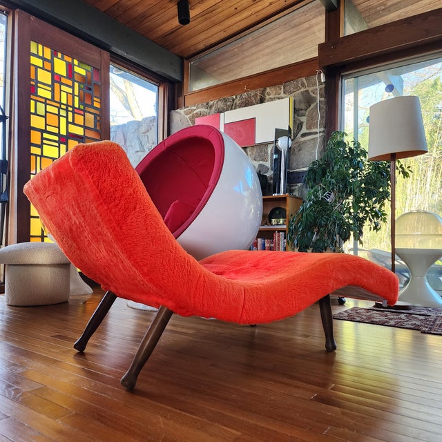 Vintage Mid-Century Modern Wave Chaise Lounge in Orange-Red Plush Upholstery, Adrian Pearsall Style For Sale - Image 9 of 16