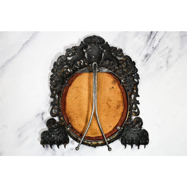 Regal Ornate Repousse Style Antique Silverplate Victorian Photo Picture Frame Lion Royalty Armorial For Sale - Image 16 of 18
