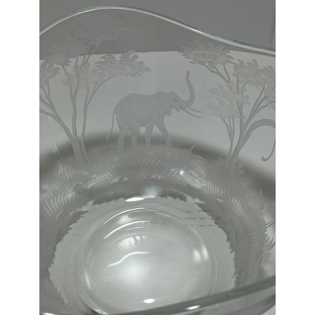 1980s “Big 5” Queen Lace Crystal African Safari Bowl For Sale In Minneapolis - Image 6 of 12