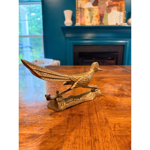 Vintage Road Runner Brass Object makes a great decorative feature for a shelf or desk. Great gift for the bird enthusiast....