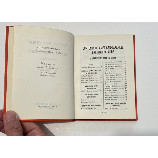 1970s Bartender's Guide to the Best Mixed Drinks by Kappa For Sale - Image 4 of 6