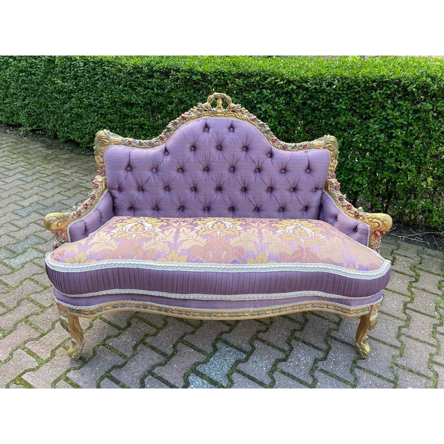 1980 French Louis XVI Gilt Purple Damask Settee 1Pc For Sale - Image 9 of 15