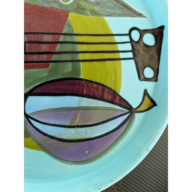 1950s Large Plate with Cubist Decoration by Janou Pitons for the Breton Artistic Earthenware Factory of Porcin, 1950 For Sale - Image 5 of 10