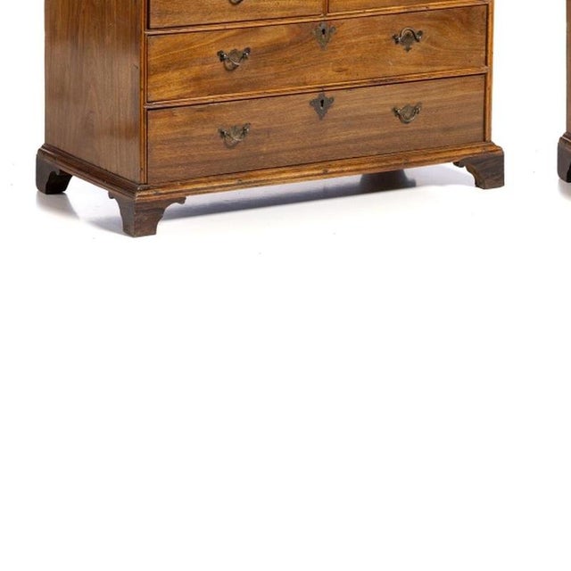 Quenn Mary Writing Desk in Vinhatico Wood, 18th Century For Sale - Image 3 of 6