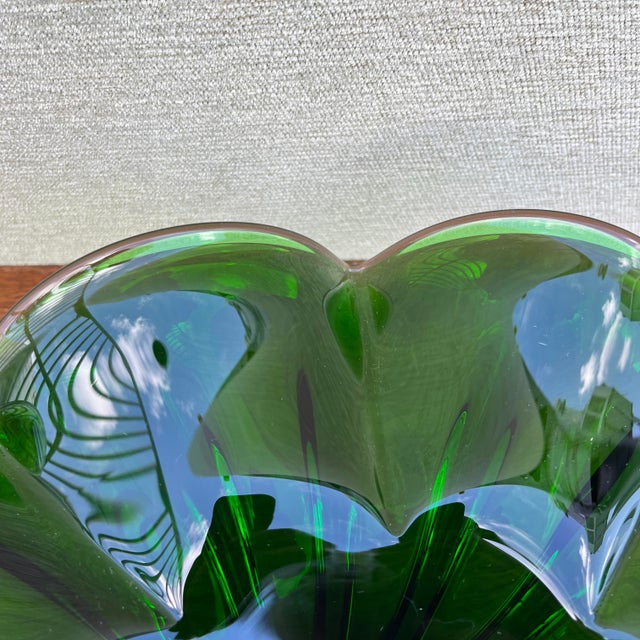 Mid-Century Modern Large Mid-Century Modern Handblown Emerald Art Glass Centerpiece. Circa 1960s For Sale - Image 3 of 12