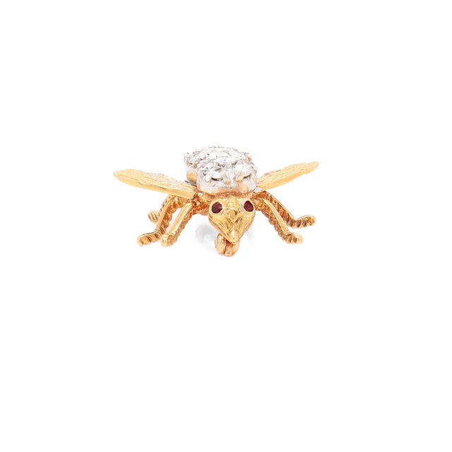 Late 20th Century Vintage 18k Gold, Diamond, & Ruby Herbert Rosenthal Style Bee Brooch / Pin For Sale - Image 5 of 11