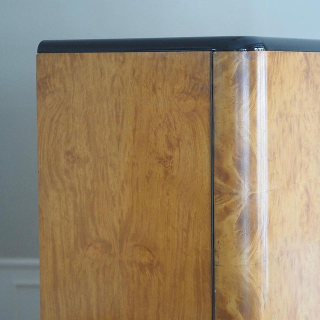 Art Deco Three-Door Wardrobe with Burl Wood Veneer, 1940 For Sale - Image 6 of 18