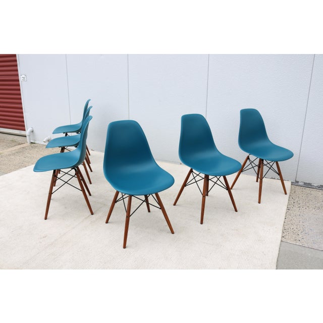 MCM Herman Miller Eames Molded Plastic Dining Chairs Dowel Base DSW - Set of 6 For Sale - Image 9 of 18