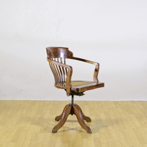 This refined victorian-style chair dates back to the early 1900s, a time when classic elegance blended with the first...