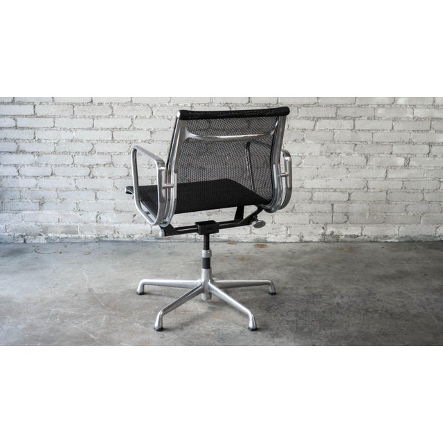 Herman Miller Eames Aluminum Group Mesh Chair For Sale - Image 16 of 17