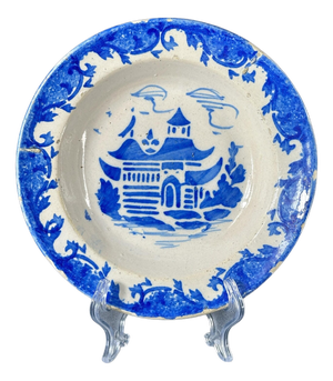 Spanish Hand-Painted Blue and White Talavera Plate with Chinoiserie Pagoda and Scroll Rim, 1730-1770s