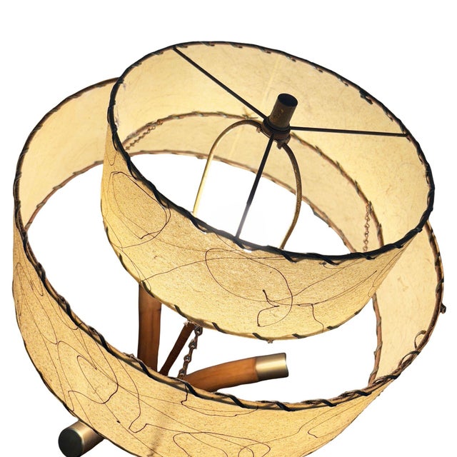 1950s Restored Hourglass Palm Shaped Rattan & Mahogany Lamp W/ Whipple Stitch Shade For Sale In Los Angeles - Image 6 of 10
