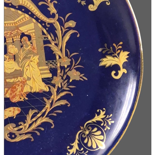 Vintage Asian Chinoiserie Cobalt Blue Gilded Figural Scene Decorative Plate For Sale - Image 4 of 8