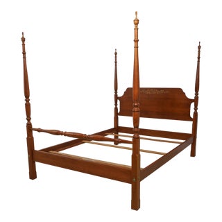 Hitchcock Queen Size Early American Maple Poster Bed For Sale