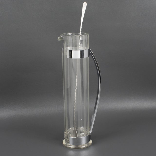 1940s Hawkes Glass and Chrome Barware Skyscraper Cocktail Martini Pitcher, circa 1940 For Sale - Image 5 of 18