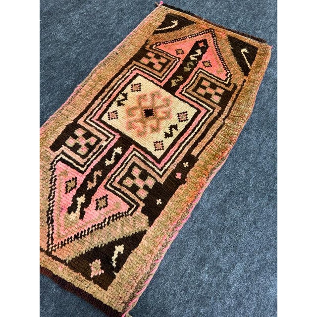 Early 21st Century Turkish Yastik Rug 1'7" x 3' For Sale - Image 5 of 5