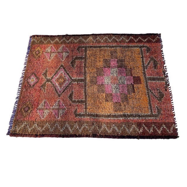 Red Vintage Kurdish Traditional Herki Rug, 1930s For Sale - Image 8 of 11