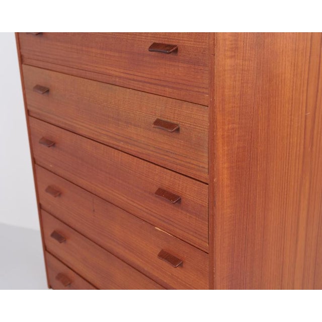 Teak and Oak Chest of Drawers by Poul M. Volther for Munch Møbler, 1960 For Sale - Image 3 of 12