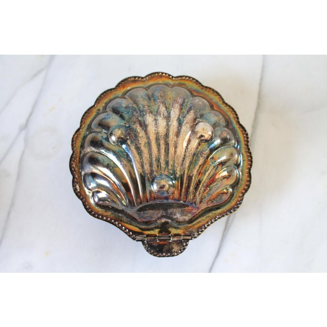 Vintage Silver-Plated Shell Butter Dish & Caviar Server With Frosted Glass Liner For Sale - Image 10 of 12