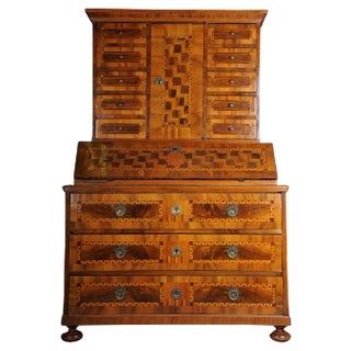 Museum Secretaire / Tabernacle in Walnut, 1810s For Sale