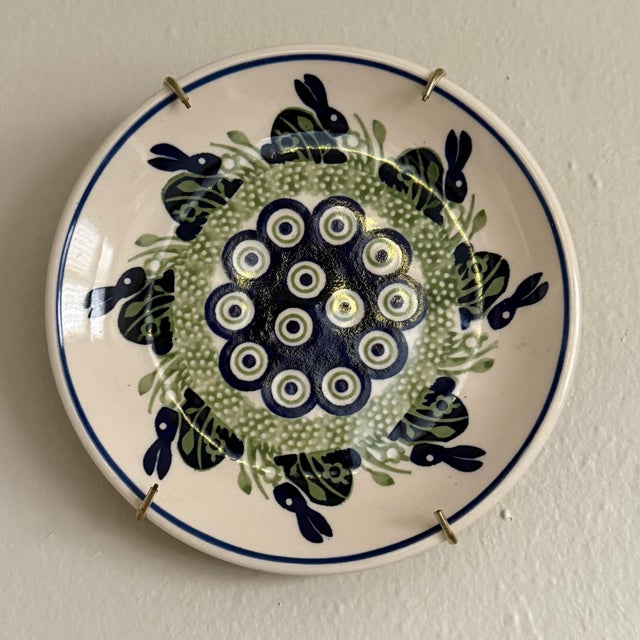 Wedgwood Late 20th Century Polish Pottery Rabbit Decorative Wall Plate For Sale - Image 4 of 7