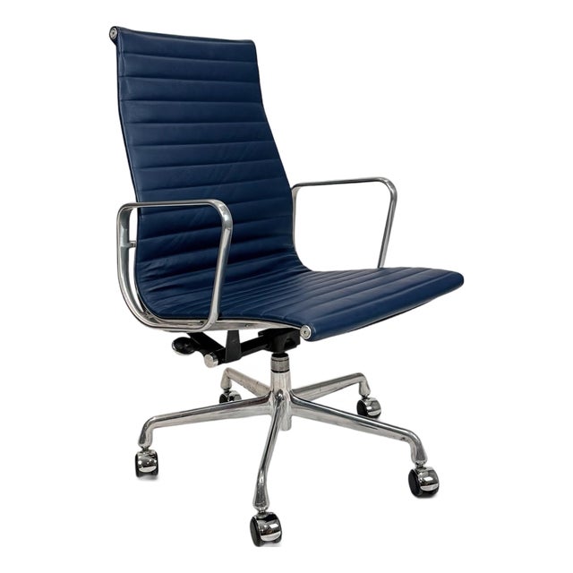 Eames Aluminum Group High-Back Executive Chair by Herman Miller - Blue Leather For Sale