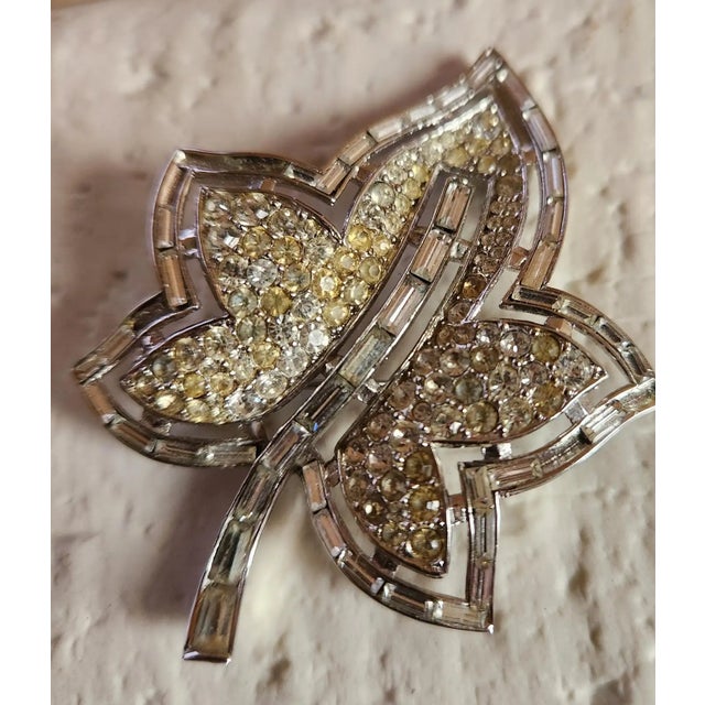 1950s 1951 Trifari Alfred Philippe Leaf Brooch Diamanté Pavé For Sale - Image 5 of 11
