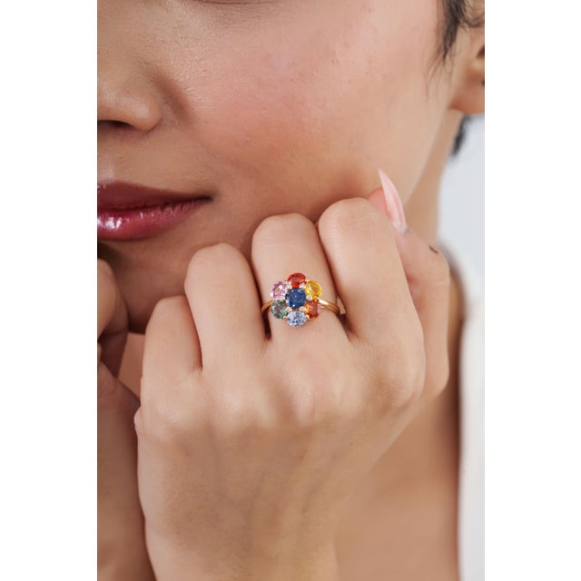 3.21 Carat Rainbow Sapphire and Diamond Floral Cluster Ring Size 4 in 14k Gold For Sale - Image 11 of 18