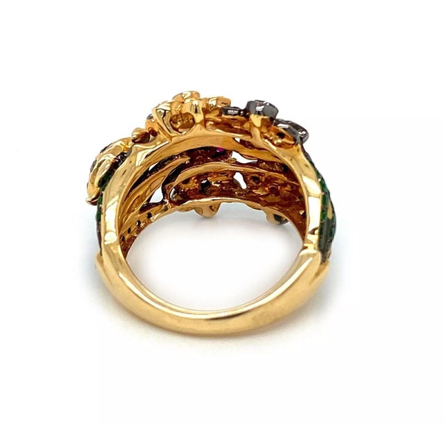 Metal Diamond & Gems 14k Gold Flowers & Turtle Ring, Size 7 For Sale - Image 7 of 8