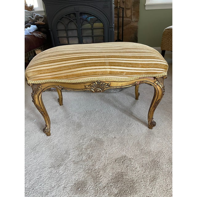 Early 21st Century Louis XVI Gold Leaf Ottoman Bench – Tufted Damask Vanity Seat, Circa 1930s For Sale - Image 5 of 8