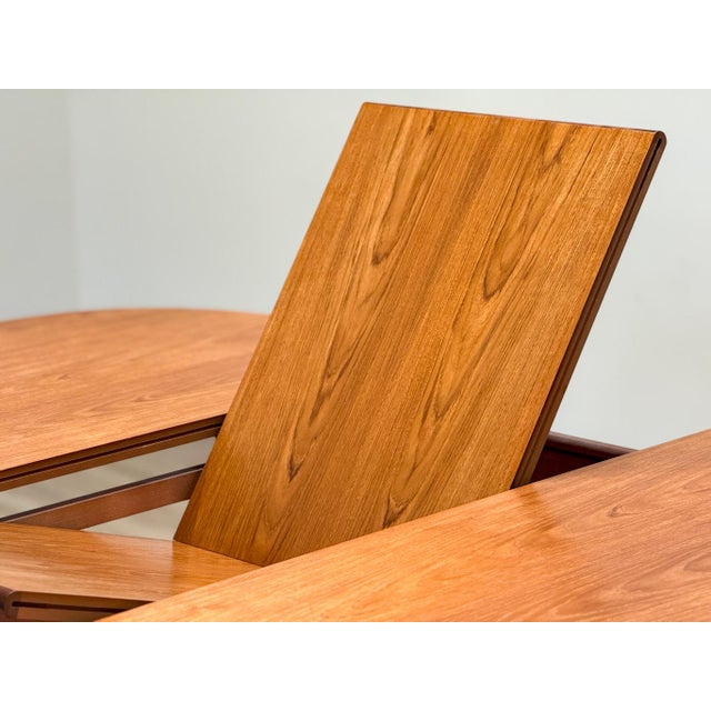 Extending Dining Table in Teak from G-Plan, 1960s For Sale - Image 9 of 12