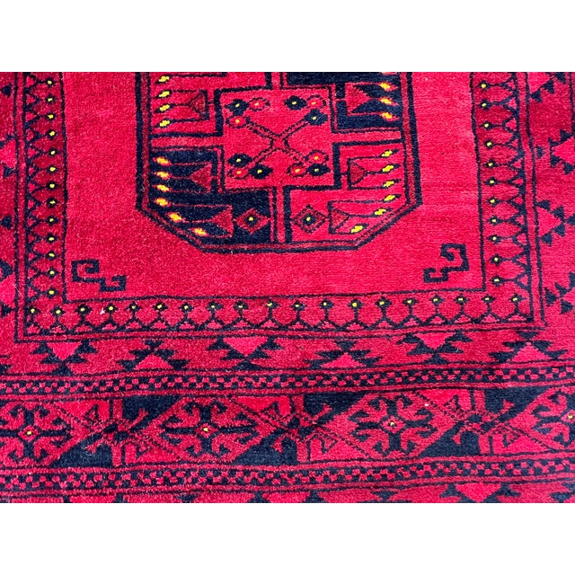 Red Turkmen Bokhara Hand-Knotted Wool Rug - 4'6" X 6'4" For Sale - Image 6 of 12