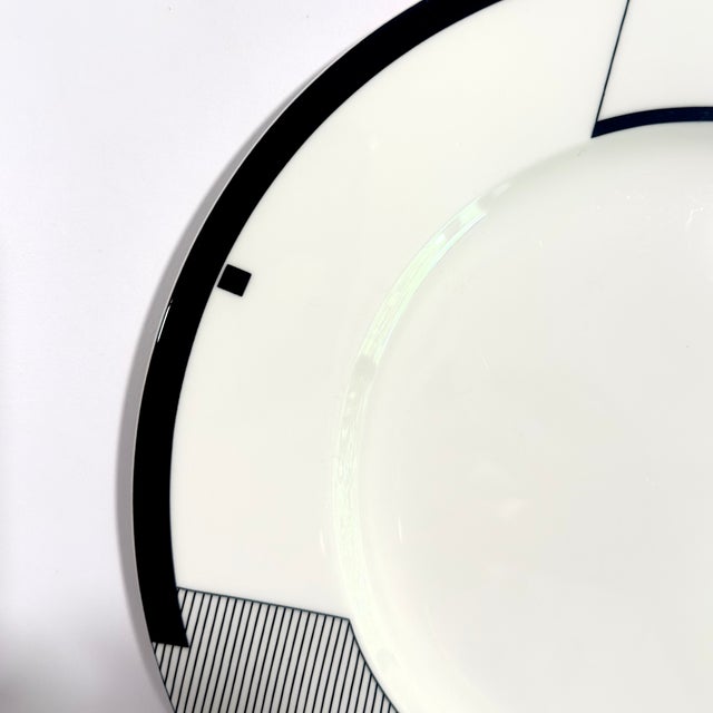 Glorious Postmodern Black & White Geometric ‘Angles’ Dinner & Side Plates by Christopher Stuart Circa 1995 - Place Settings for 4 / 8 Pieces For Sale - Image 10 of 13