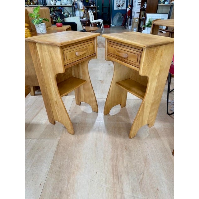 Cushman of Vermont Pair of Cushman ‘Molly Stark’ Nightstands For Sale - Image 4 of 14