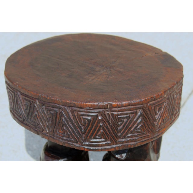 Vintage Hand-Carved African Man & Woman Figural Stool – 20.5” H X 15.75” W Sculptural Tribal Side Table With Geometric Carving For Sale - Image 14 of 17