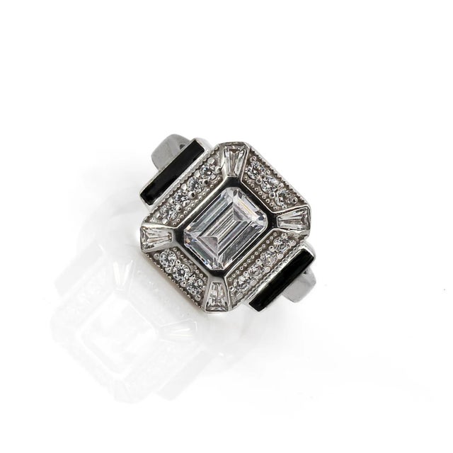 Pave Diamond & Black Enamel Sterling Silver Design Ring, Size 5 For Sale In Miami - Image 6 of 9