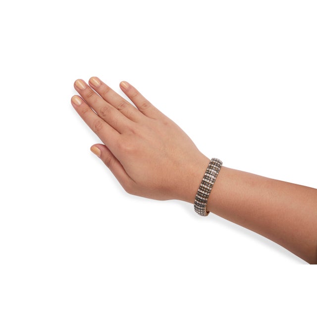 Early 21st Century 10K Yellow Gold 10-1/3 Cttw Alternating Coco Color and White Diamond 5 Row Tennis Bracelet (Brown/H-I Color, SI1-SI2 Clarity) - Size 7.25 For Sale - Image 5 of 6