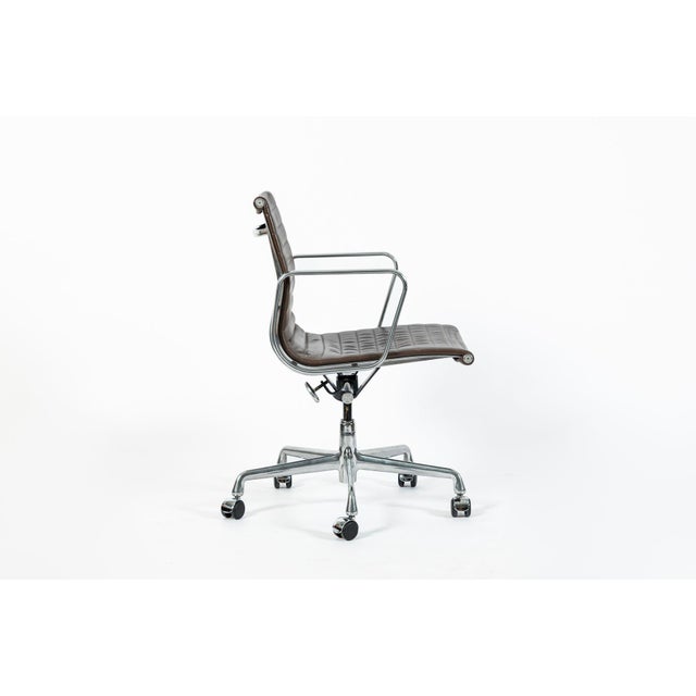 Brown Eames Herman Miller Aluminum Group Thin Pad Brown Leather Office Chair, 2008 For Sale - Image 8 of 18