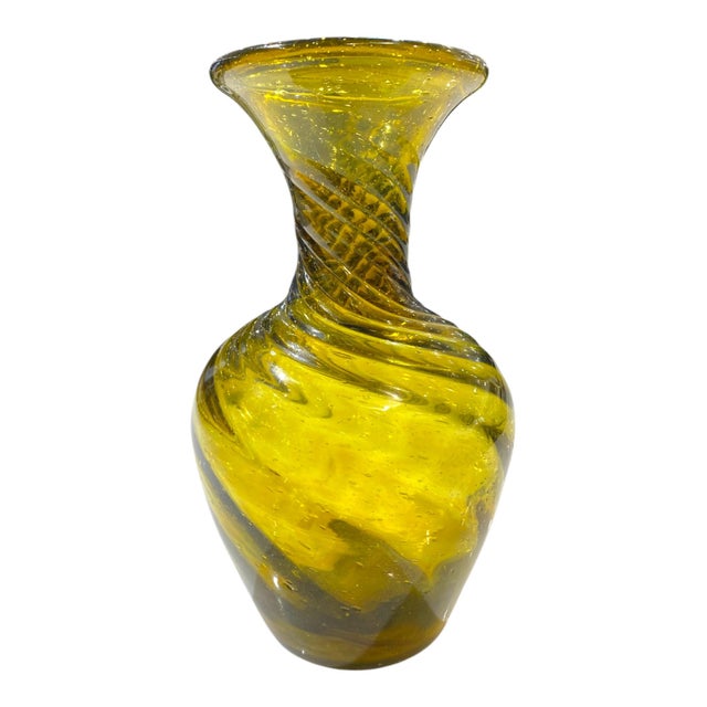 Antique 19th Century Zanesville Handblown Glass Vase, Amber Swirl With Ribbed Detail For Sale - Image 11 of 11