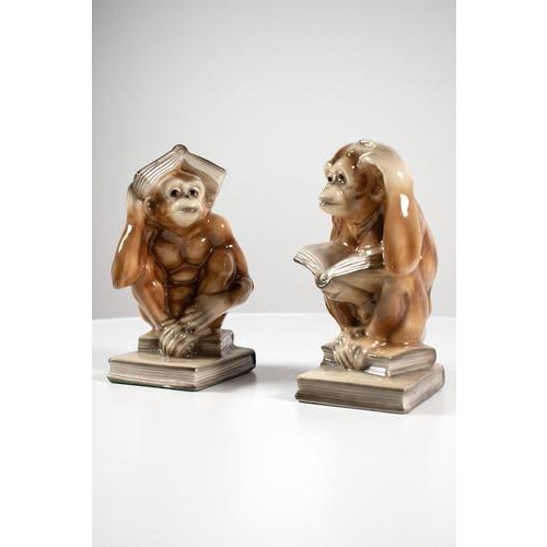 Ceramic bookends produced by norleans from japan. A beautiful set with two different glazed ceramic apes. It only has a...