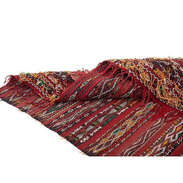 1990s Vintage Berber Handwoven Rug, Morocco, 1990s For Sale - Image 5 of 7