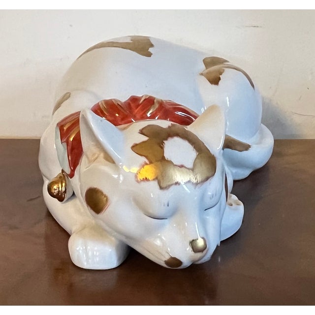 Large 13.25" Japanese Kutani Porcelain Figure of a Sleeping Cat For Sale - Image 4 of 15
